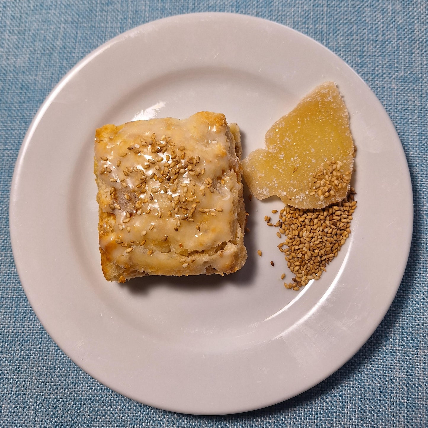 Ginger Sesame Scones (8-Pack)